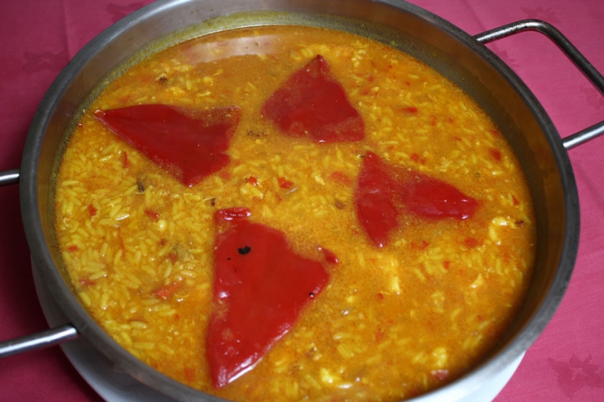 Arroz con bacalao semi caldoso